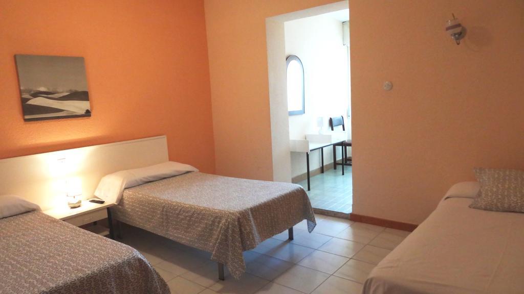 Hostal Isla Playa Luaran gambar